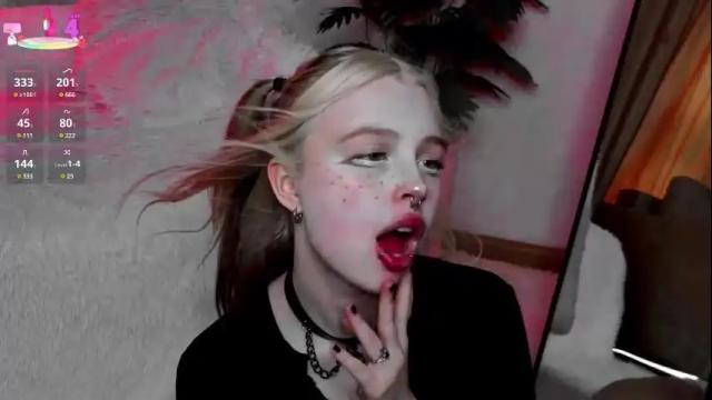 Image 7 of _muffinl Stream on Chaturbate on 13 days ago