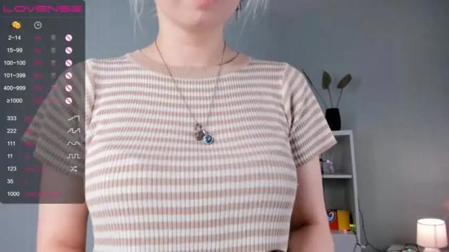 Image 3 of _naked_heart_ Stream on Chaturbate on 18 months ago