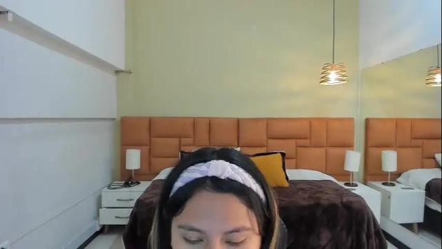 Image 2 of _natalie18_ Stream on Chaturbate on 1 month ago