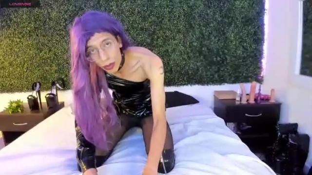 Image 3 of _nicolequeen Stream on Chaturbate on 24 months ago