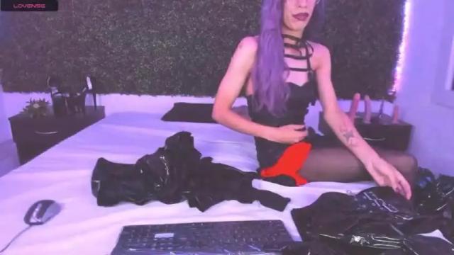 Image 2 of _nicolequeen Stream on Chaturbate on 23 months ago
