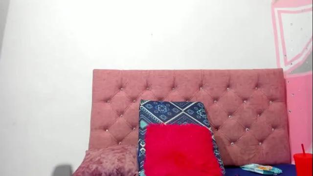 Image 2 of _nicollee Stream on Chaturbate on 1 month ago