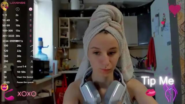 Image 3 of _nika_kik Stream on Chaturbate on 14 days ago