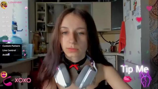 Image 2 of _nika_kik Stream on Chaturbate on 15 days ago