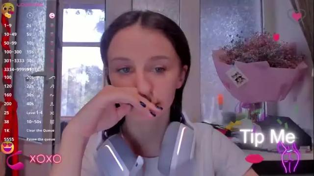 Image 3 of _nika_kik Stream on Chaturbate on 11 days ago