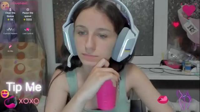 Image 8 of _nika_kik Stream on Chaturbate on 1 month ago