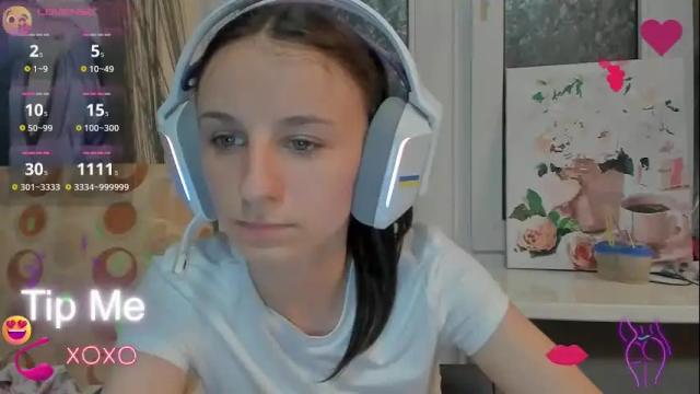 Image 12 of _nika_kik Stream on Chaturbate on 1 month ago