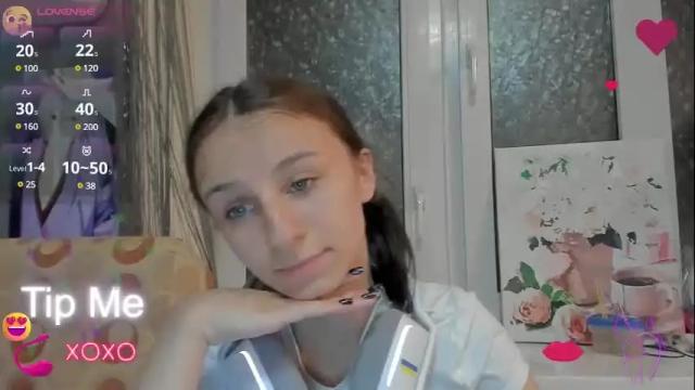 Image 4 of _nika_kik Stream on Chaturbate on 1 month ago