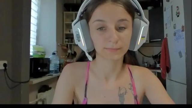 Image 10 of _nika_kik Stream on Chaturbate on 17 days ago