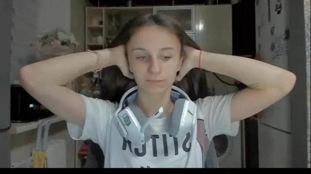 Image 4 of _nika_kik Stream on Chaturbate on 15 days ago
