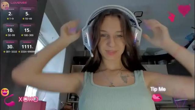 Image 4 of _nika_kik Stream on Chaturbate on 2 months ago