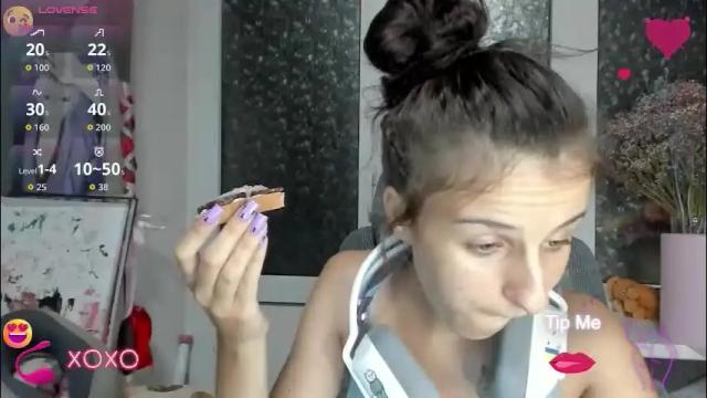 Image 10 of _nika_kik Stream on Chaturbate on 1 month ago
