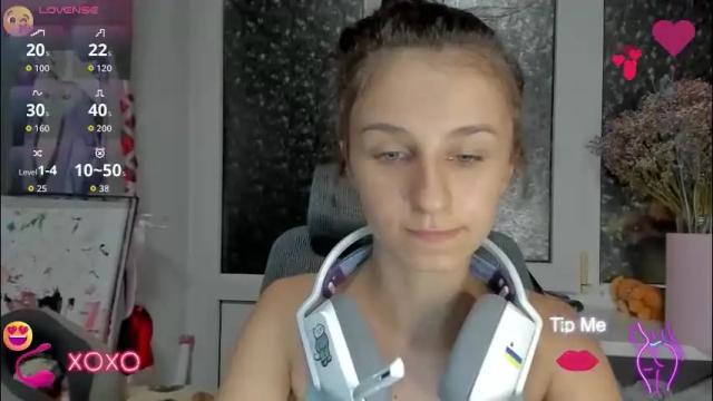 Image 11 of _nika_kik Stream on Chaturbate on 1 month ago