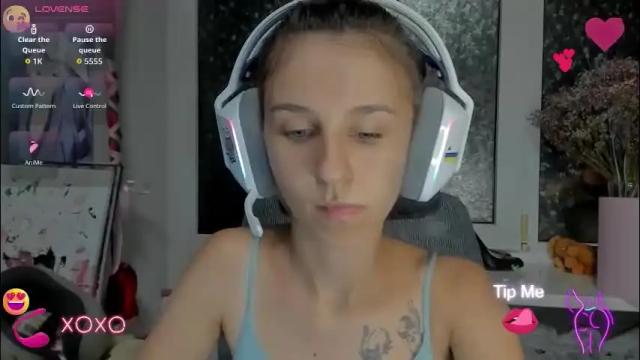 Image 12 of _nika_kik Stream on Chaturbate on 1 month ago