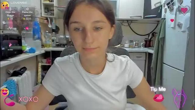 Image 12 of _nika_kik Stream on Chaturbate on 28 days ago