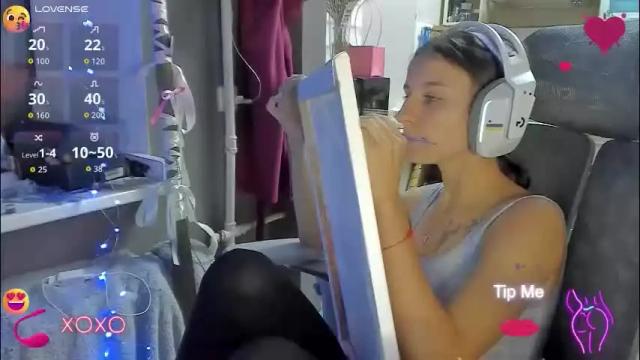 Image 4 of _nika_kik Stream on Chaturbate on 25 days ago