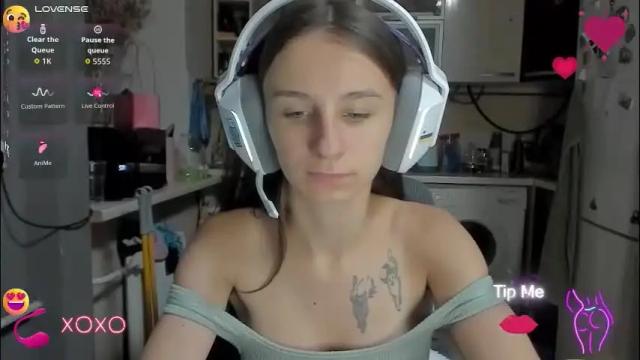 Image 2 of _nika_kik Stream on Chaturbate on 21 days ago