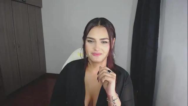 Image 6 of _ninahot Stream on Chaturbate on 1 month ago