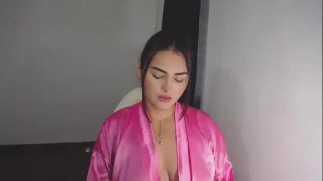 Image 2 of _ninahot Stream on Chaturbate on 15 days ago