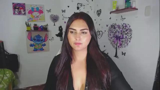 Image 4 of _ninahot Stream on Chaturbate on 4 months ago