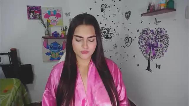 Image 2 of _ninahot Stream on Chaturbate on 3 months ago