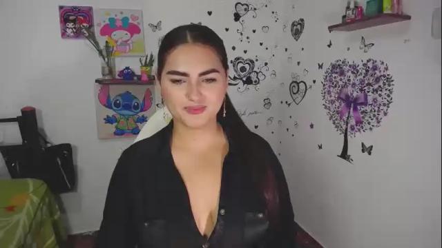 Image 11 of _ninahot Stream on Chaturbate on 2 months ago