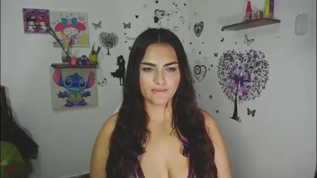 Image 12 of _ninahot Stream on Chaturbate on 2 months ago