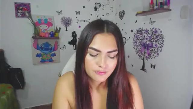 Image 4 of _ninahot Stream on Chaturbate on 2 months ago