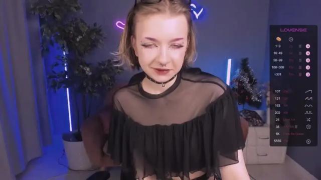 Thumbnail 1, _nixel_'s Stream at Chaturbate, 18 months ago