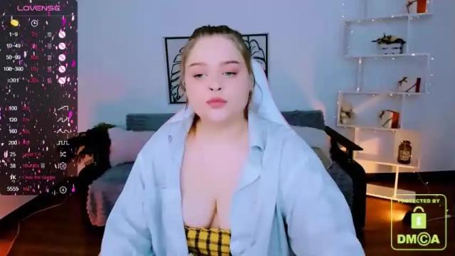 Image 12 of _oliviaaa_ Stream on Chaturbate on 20 months ago