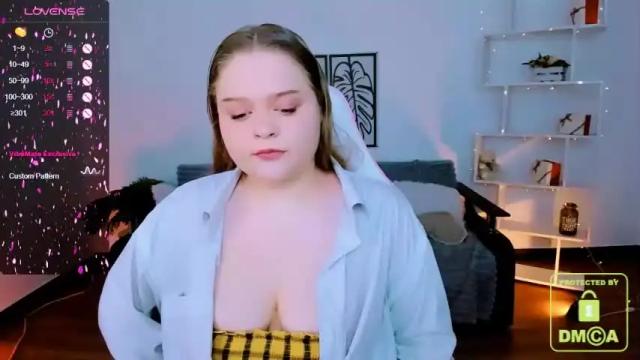 Image 3 of _oliviaaa_ Stream on Chaturbate on 20 months ago