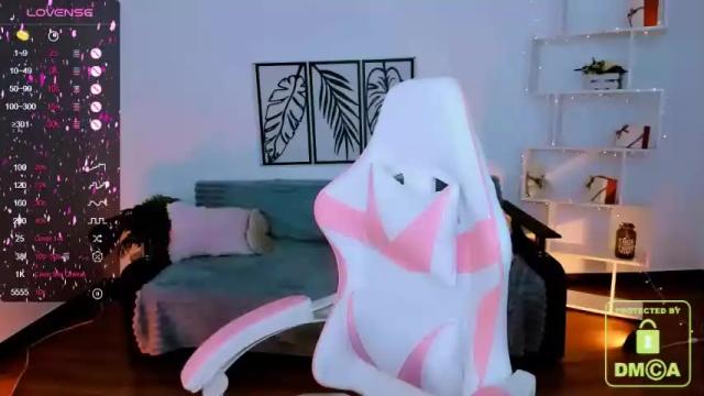 Image 4 of _oliviaaa_ Stream on Chaturbate on 20 months ago