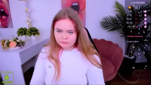 Image 10 of _oliviaaa_ Stream on Chaturbate on 19 months ago