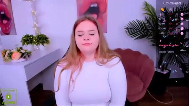 Thumbnail 2, _oliviaaa_'s Stream at Chaturbate, 19 months ago