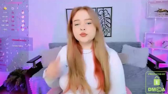 Image 4 of _oliviaaa_ Stream on Chaturbate on 19 months ago