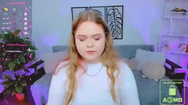 Image 3 of _oliviaaa_ Stream on Chaturbate on 19 months ago