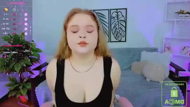 Image 8 of _oliviaaa_ Stream on Chaturbate on 19 months ago