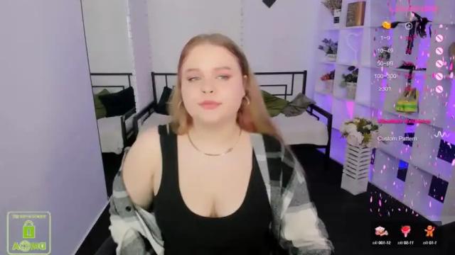 Image 11 of _oliviaaa_ Stream on Chaturbate on 19 months ago