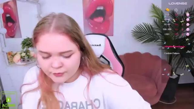 Image 7 of _oliviaaa_ Stream on Chaturbate on 19 months ago