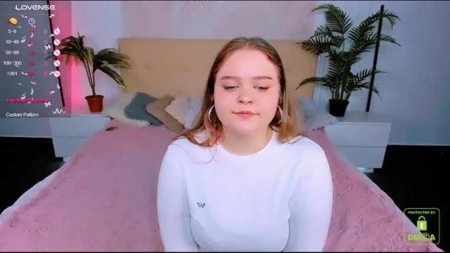 Thumbnail 1, _oliviaaa_'s Stream at Chaturbate, 18 months ago