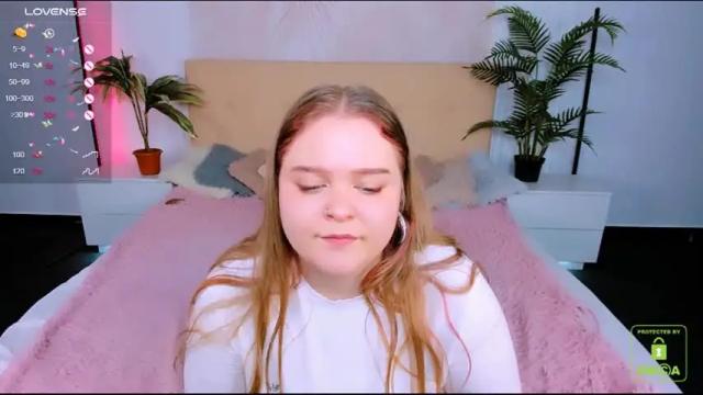 Image 12 of _oliviaaa_ Stream on Chaturbate on 18 months ago