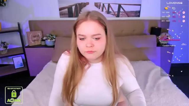 Image 11 of _oliviaaa_ Stream on Chaturbate on 18 months ago