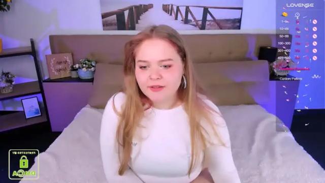 Image 7 of _oliviaaa_ Stream on Chaturbate on 18 months ago