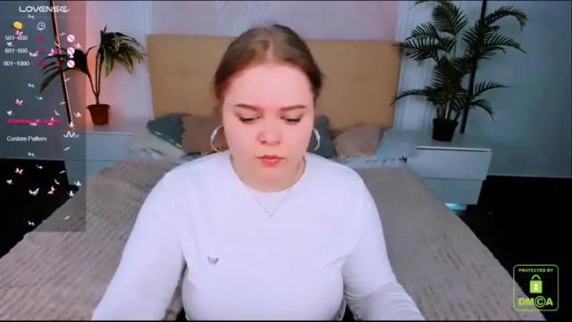 Thumbnail 1, _oliviaaa_'s Stream at Chaturbate, 18 months ago