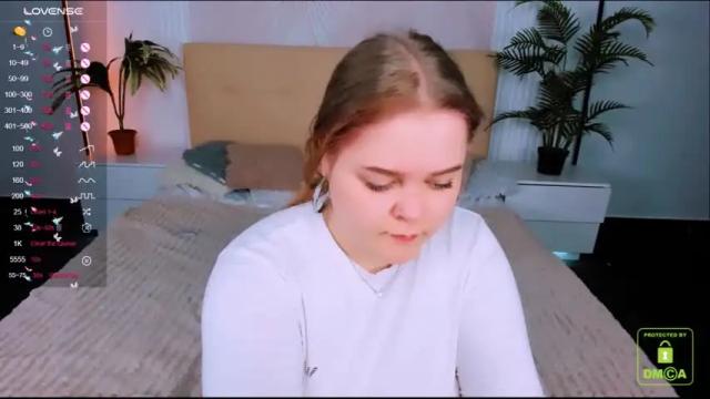 Image 2 of _oliviaaa_ Stream on Chaturbate on 18 months ago