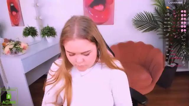 Image 4 of _oliviaaa_ Stream on Chaturbate on 18 months ago