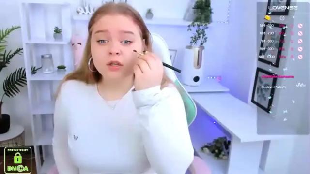 Thumbnail 2, _oliviaaa_'s Stream at Chaturbate, 18 months ago