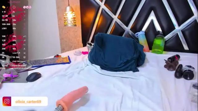 Image 3 of _oliviacarter_ Stream on Chaturbate on 2 months ago