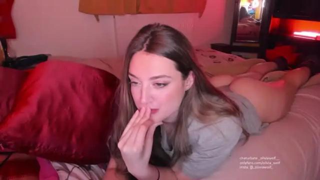 Image 8 of _oliviawolf__ Stream on Chaturbate on 15 months ago