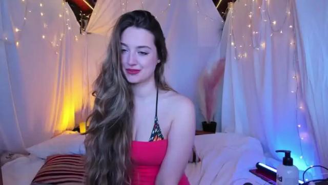 Image 3 of _oliviawolf__ Stream on Chaturbate on 13 months ago